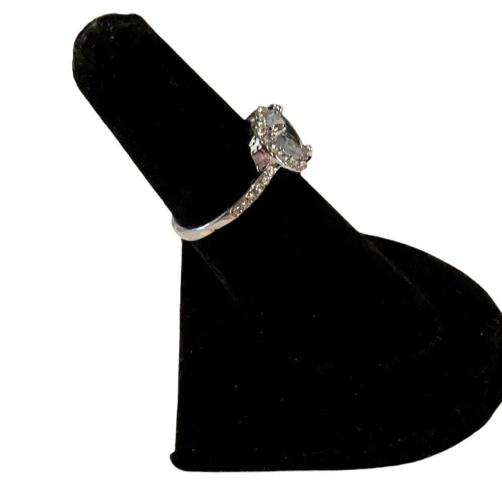 Beautiful Heart Ring - Picture 4 of 5